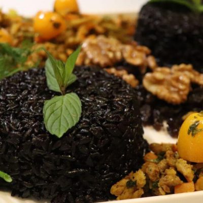 Deliciously Healthy: Vegan Black Rice Pilaf with Carrots