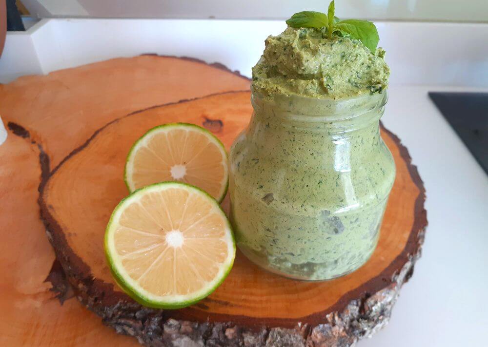 Healthy and Delicious Vegan Green Sauce Recipe