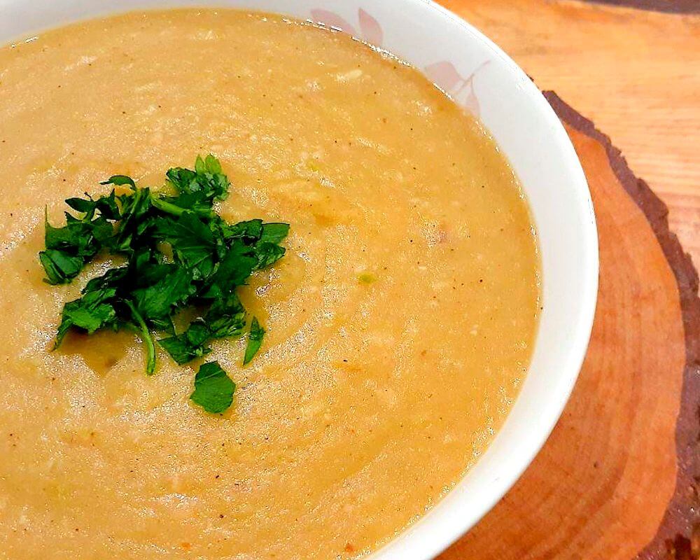 
Vegan creamy Zucchini soup is ready. Garnish with some fresh parsley, Serve warm, and enjoy.