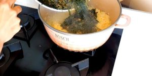 Add the spinach mixture to the rice and stir to combine.
